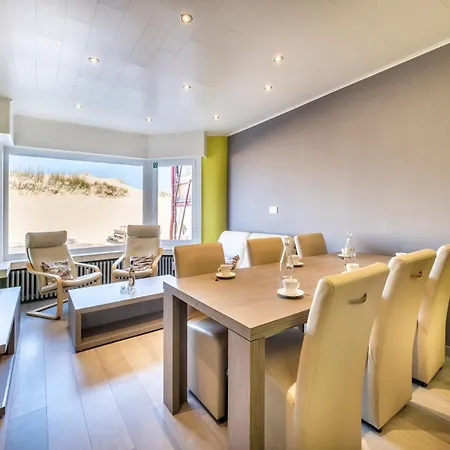Near Dunes With Sea View, Cleaning Included 아파트